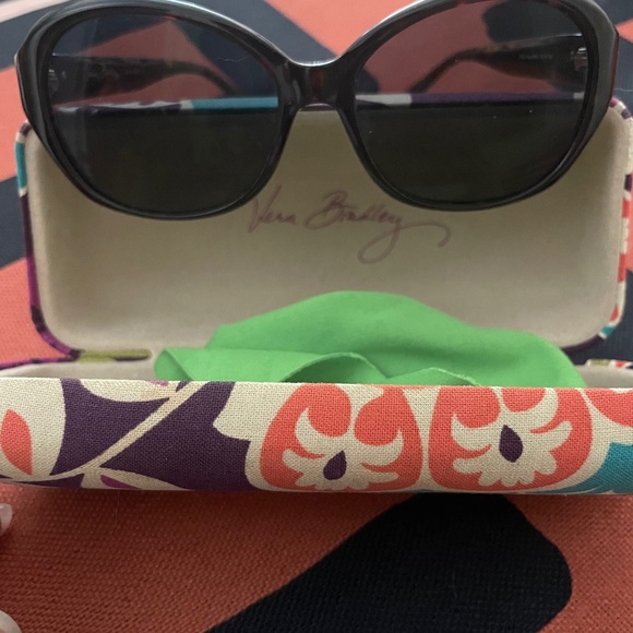 Vera Bradley main image 4